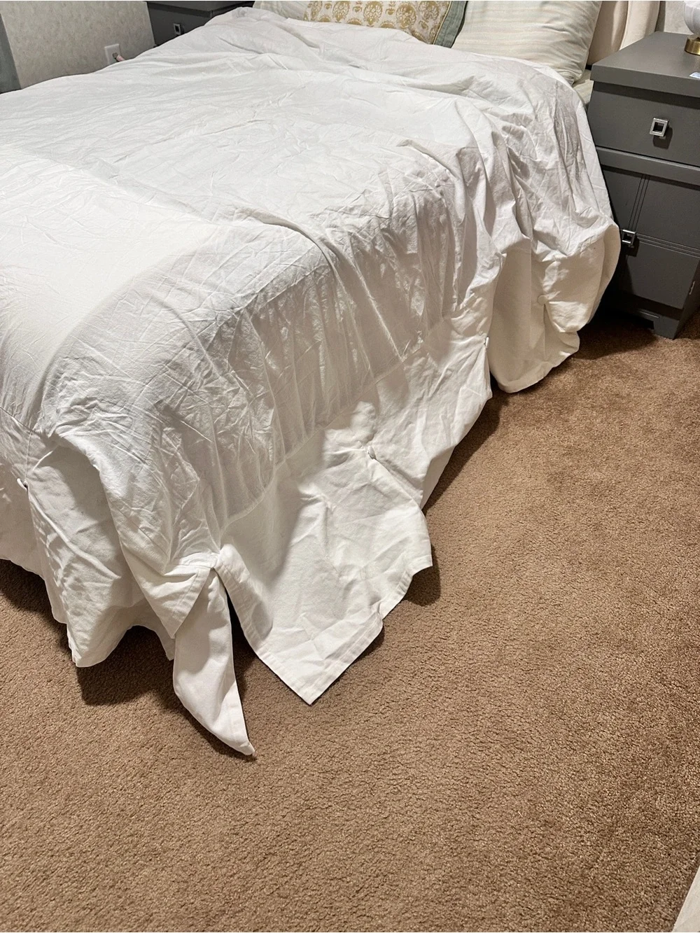 Wamsutta King Size White Cotton Pleated Button Detail Bed Skirt 15” Drop